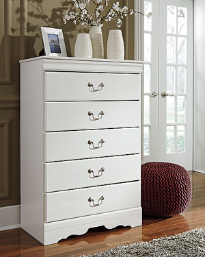 https://ashleyfurniture.scene7.com/is/image/AshleyFurniture/B129-46-1