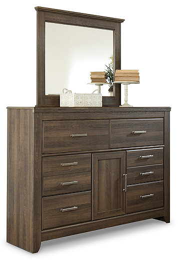 https://ashleyfurniture.scene7.com/is/image/AshleyFurniture/B251-31-36-P1-KO