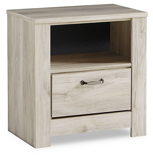 https://ashleyfurniture.scene7.com/is/image/AshleyFurniture/B331-91-SW-P1-KO