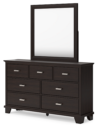 https://ashleyfurniture.scene7.com/is/image/AshleyFurniture/B441-31-36-ANGLE-ALT-SW-P1-KO