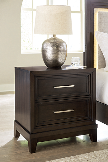 https://ashleyfurniture.scene7.com/is/image/AshleyFurniture/B618-92