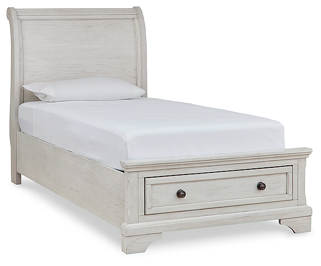 https://ashleyfurniture.scene7.com/is/image/AshleyFurniture/B742-53-52S-183-ANGLE-SW-P1-KO