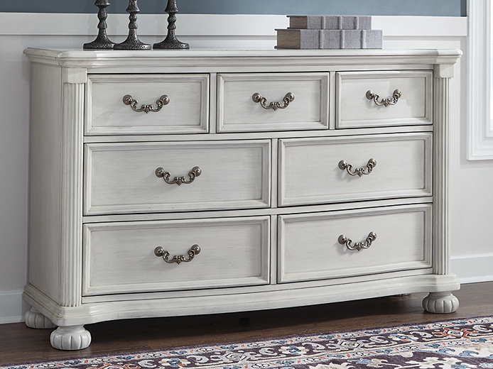 https://ashleyfurniture.scene7.com/is/image/AshleyFurniture/B795-31-4X3-CROP