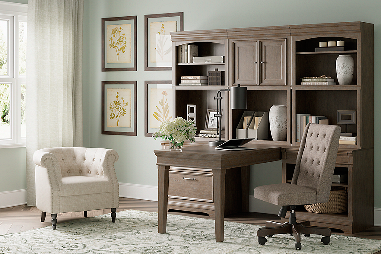 https://ashleyfurniture.scene7.com/is/image/AshleyFurniture/H776-44-40B-40T(2)-41B-41T