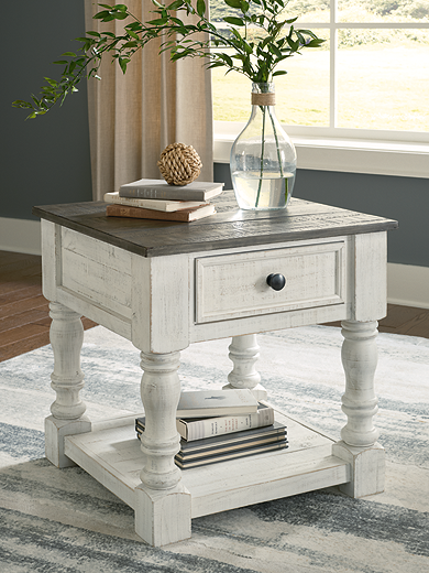 https://ashleyfurniture.scene7.com/is/image/AshleyFurniture/T994-2