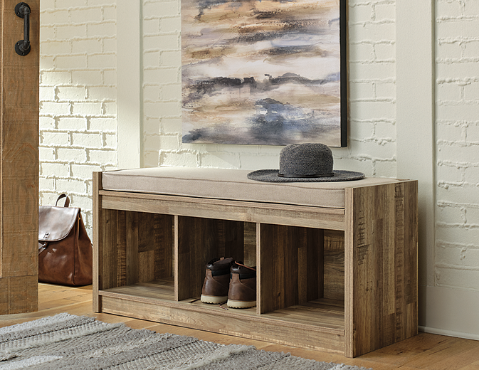 https://ashleyfurniture.scene7.com/is/image/AshleyFurniture/A3000317