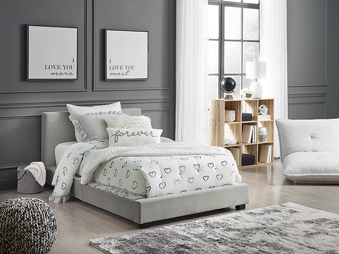 Chesani Upholstered Bed (Youth) - Gray (B050-SI)