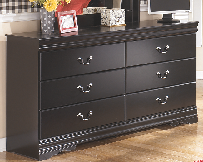 https://ashleyfurniture.scene7.com/is/image/AshleyFurniture/B128-31-10x8-CROP