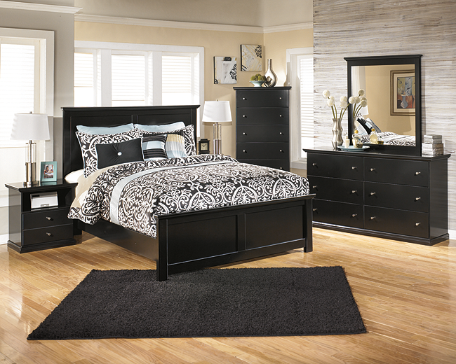 https://ashleyfurniture.scene7.com/is/image/AshleyFurniture/B138-31-36-46-57-54-96-91-SD