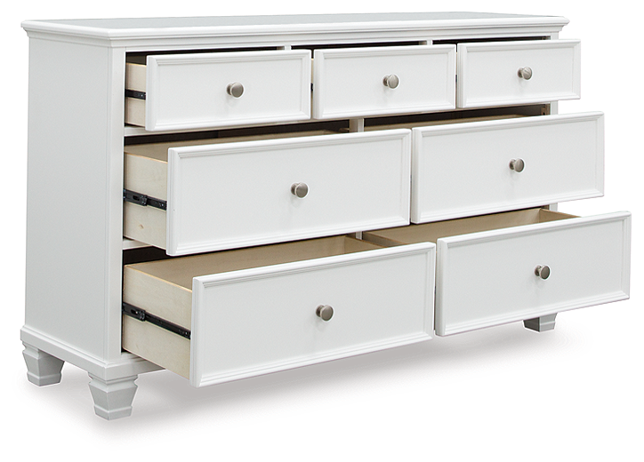 https://ashleyfurniture.scene7.com/is/image/AshleyFurniture/B680-31-ANGLE-OPEN-SW-P1-KO