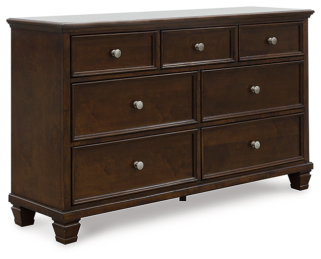 https://ashleyfurniture.scene7.com/is/image/AshleyFurniture/B685-31-ANGLE-SW-P1-KO