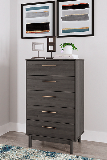 https://ashleyfurniture.scene7.com/is/image/AshleyFurniture/EB1011-245