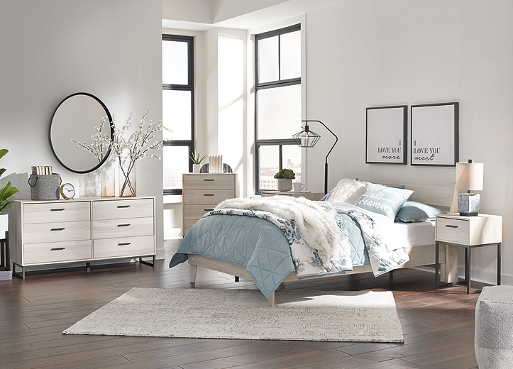 https://ashleyfurniture.scene7.com/is/image/AshleyFurniture/EB1864-131-143-144-156-112-191-A8010210