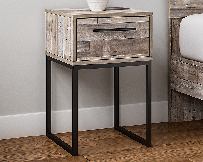 https://ashleyfurniture.scene7.com/is/image/AshleyFurniture/EB2320-191-ALT-10X8-CROP