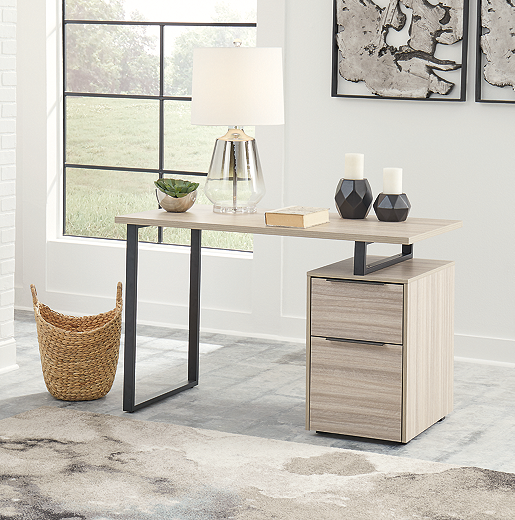 https://ashleyfurniture.scene7.com/is/image/AshleyFurniture/H211-28