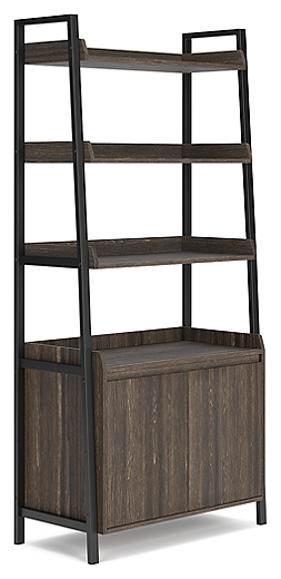 https://ashleyfurniture.scene7.com/is/image/AshleyFurniture/H304-17-ANGLE-SW-P1-KO