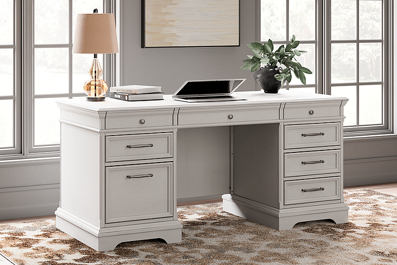 https://ashleyfurniture.scene7.com/is/image/AshleyFurniture/H777-21L-21R-21T